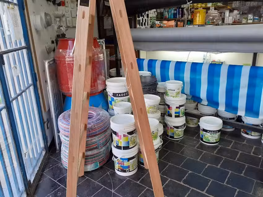 9 De Julio Ferreteria