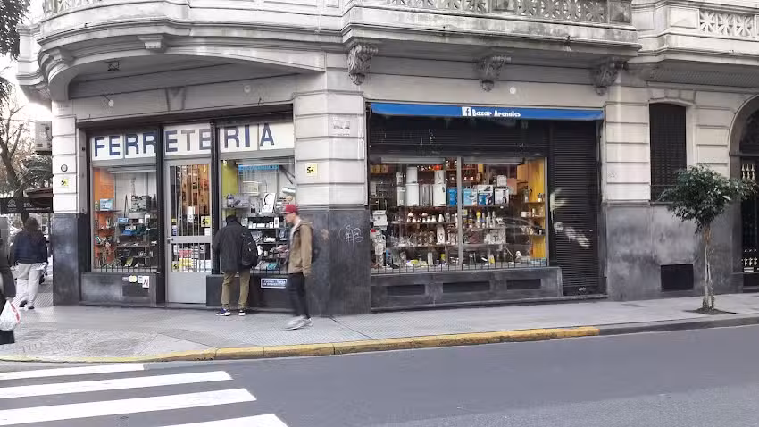 Bazar Ferreteria Arenales