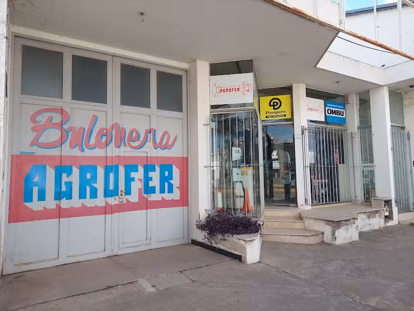 Bulonera Agrofer de Jose Luis Cuayatto