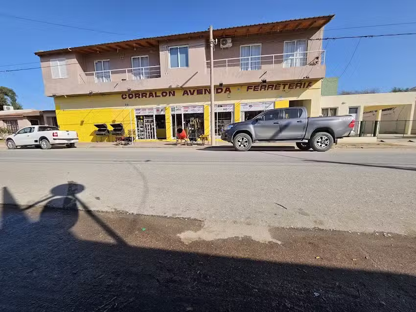 Corral&oacute;n Avenida (Ferreteria)