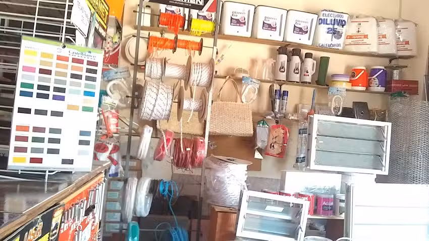 Corral&oacute;n y Ferreter&iacute;a &laquo;AVENIDA&raquo;