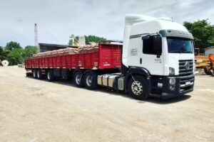 Corral&oacute;n y Ferreter&iacute;a Las Campanas