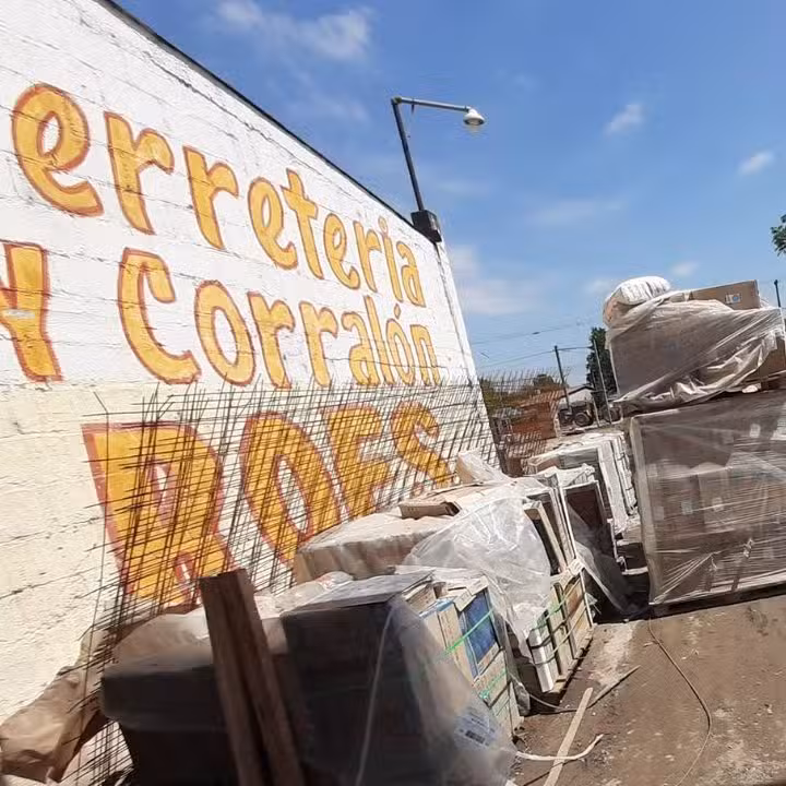 Corral&oacute;n y Ferreter&iacute;a Roes