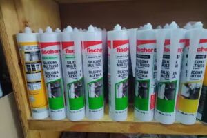 Cuatro Aromas & Ferretería Omega