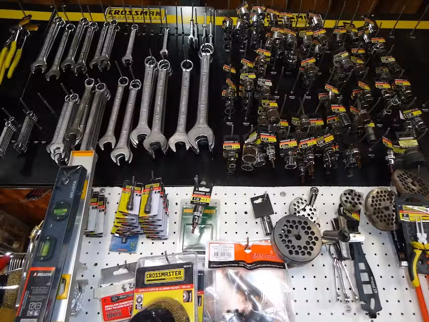 Daniel Lopez Ferreteria Implementos Agricolas