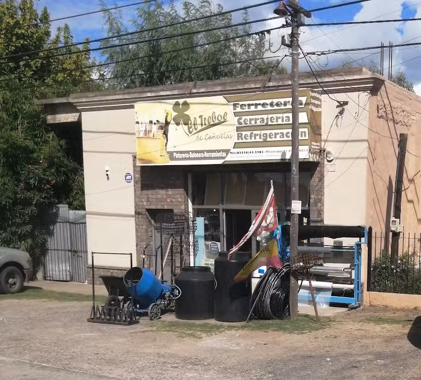 El Tr&eacute;bol de Ca&ntilde;uelas