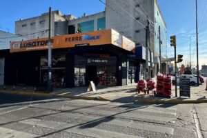 FERREMAX / LUSQTOFF DISTRIBUIDORA SAN JUSTO