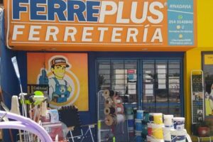 FERREPLUS FERRETERIA & BULONERA