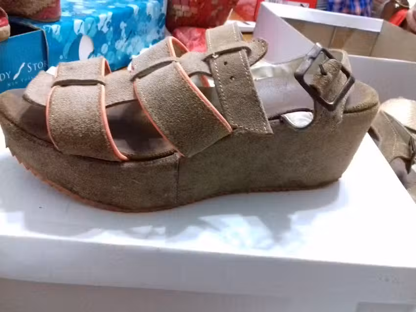 Ferreteria 19 de Abril