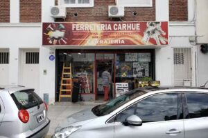 FERRETER&Iacute;A CARHUE
