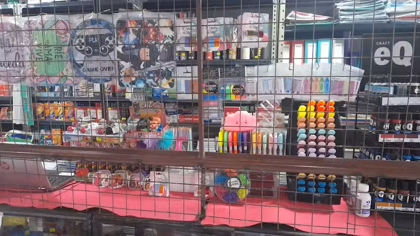 Ferreter&iacute;a Casa Leo