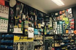 FERRETERIA CORRALON &laquo;GENERAL PICO&raquo; De L. Brunengo