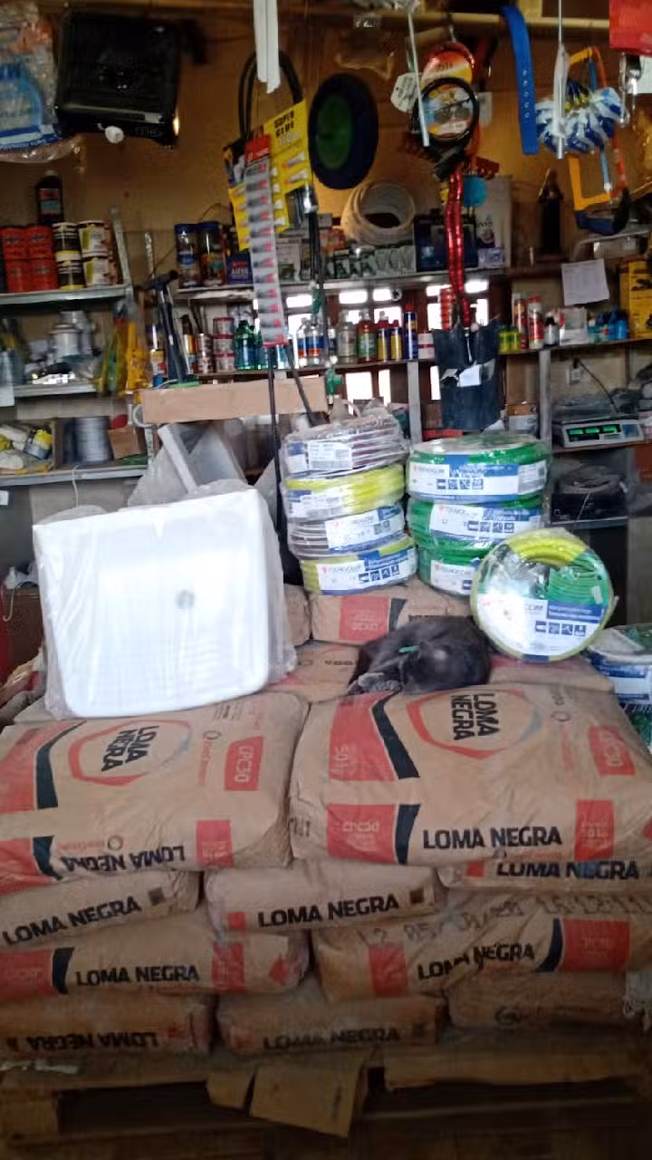 Ferreter&iacute;a El algarrobo