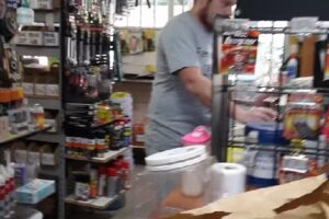 FERRETER&Iacute;A EL Colo