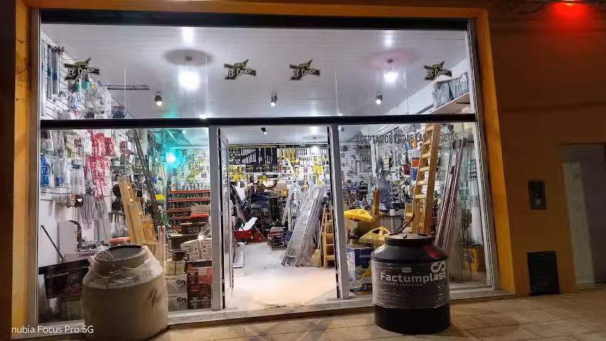 Ferreter&iacute;a El Cruce