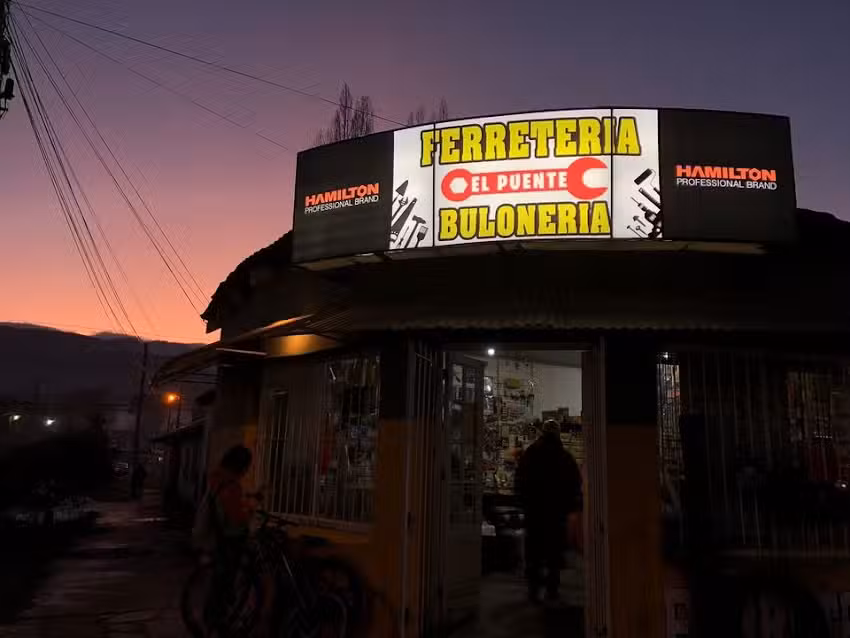 Ferreteria El Puente