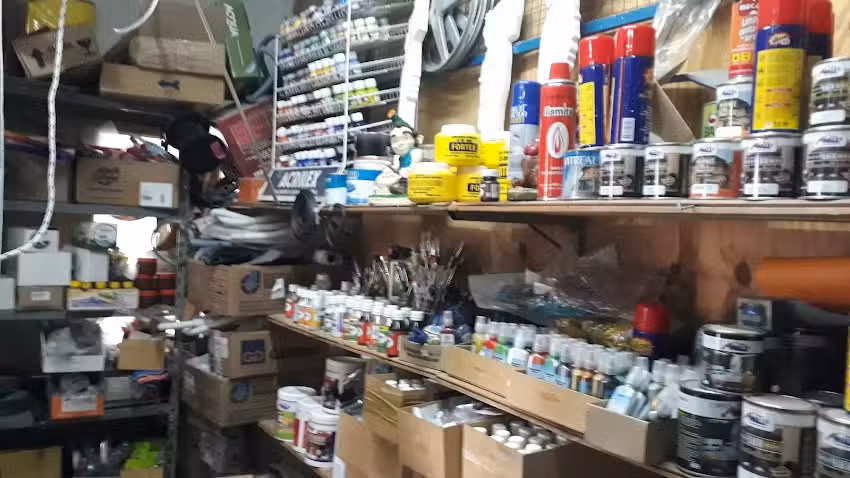 FERRETER&Iacute;A &laquo;El Serrucho&raquo;