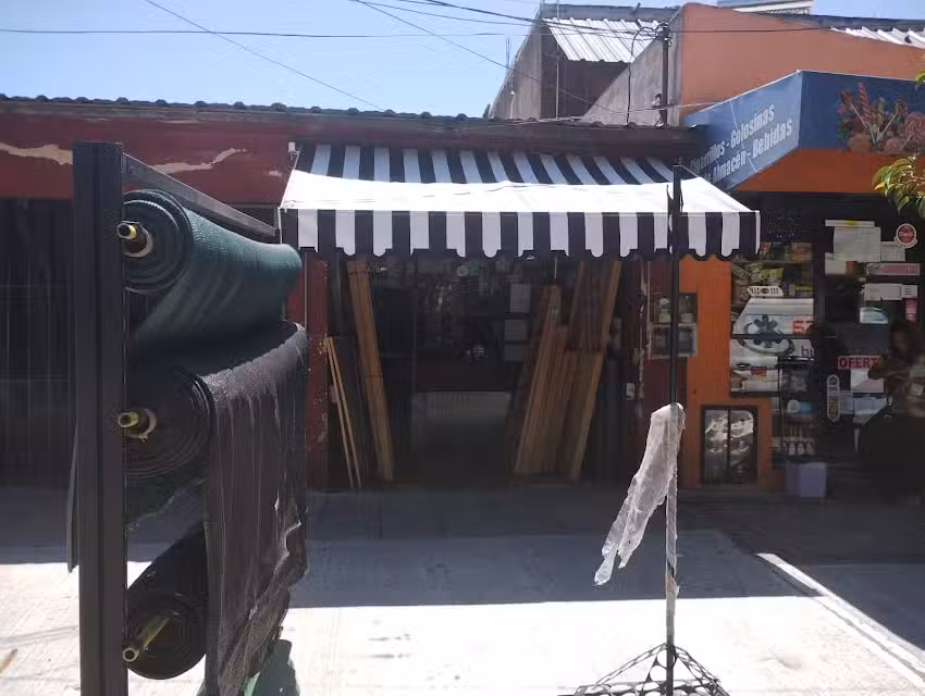 Ferreter&iacute;a El Tata