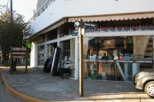 Ferreter&iacute;a Flores