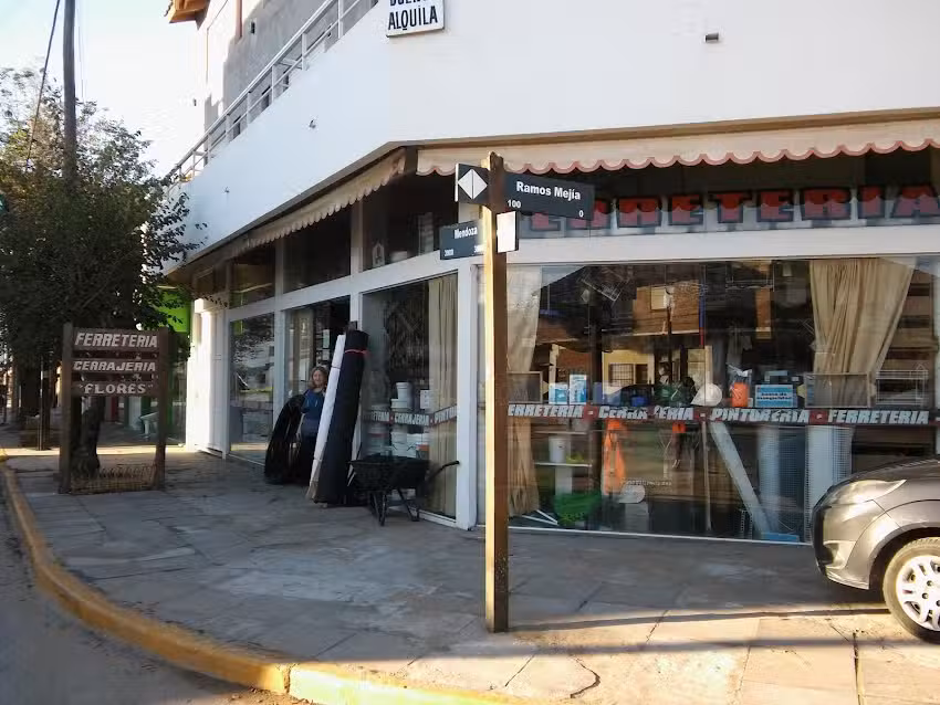 Ferreter&iacute;a Flores