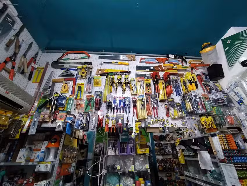 Ferreteria Gran Avenida S.R.L.