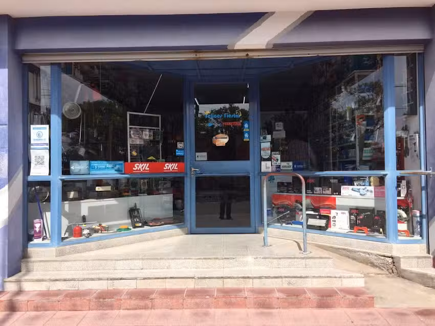 Ferreter&iacute;a JR&C