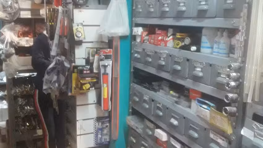 &laquo;Ferreter&iacute;a kairos&raquo; Pilar Buenos Aires