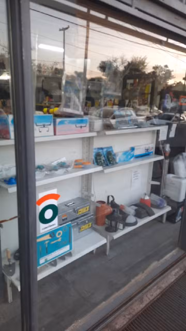 Ferreter&iacute;a La Avenida