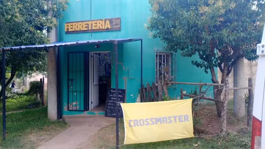 Ferreter&iacute;a la esquina