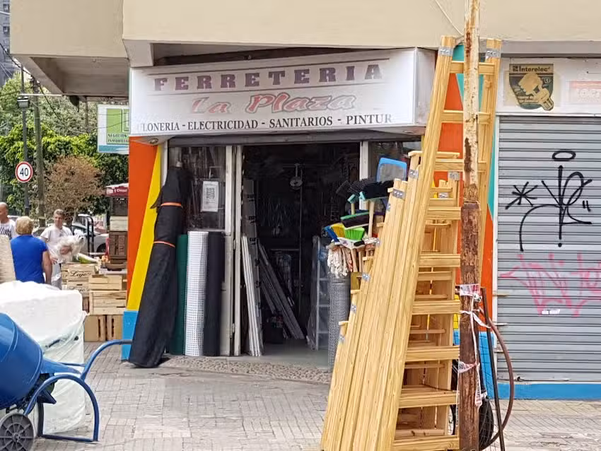 FERRETERIA La Plaza