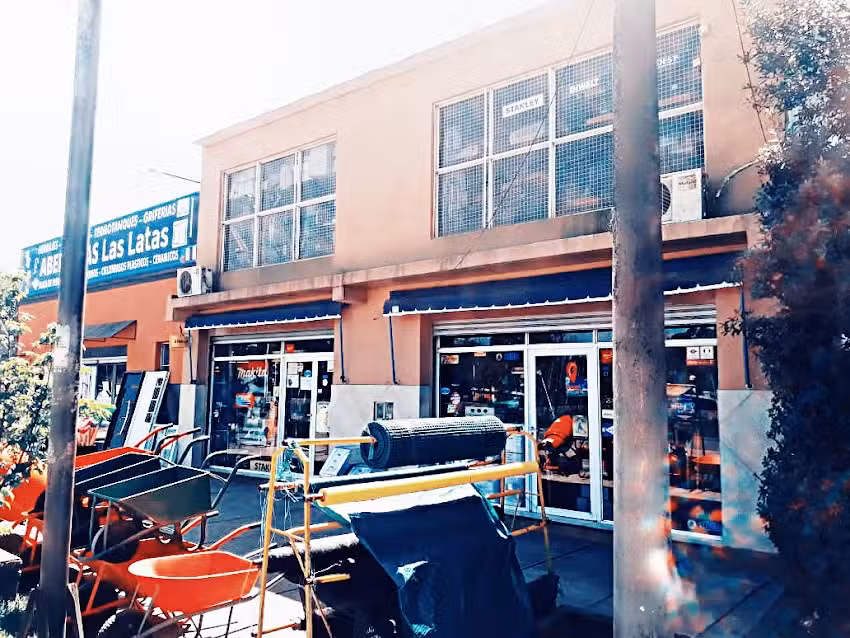 Ferreter&iacute;a Las Latas