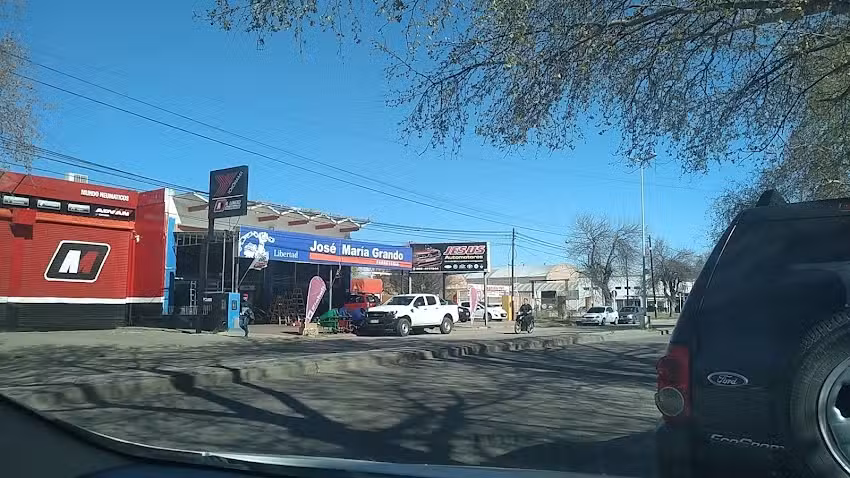 FERRETERIA LIBERTAD de JOSE MARIA GRANDO