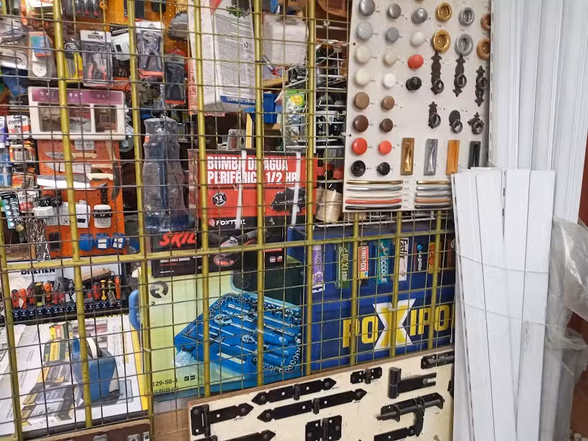 Ferreter&iacute;a Los 3 Hermanos