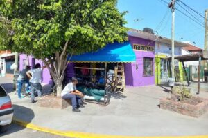 Ferreter&iacute;a Los Tres Hermanos