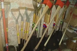 FERRETERIA &laquo;PERRONE&raquo;