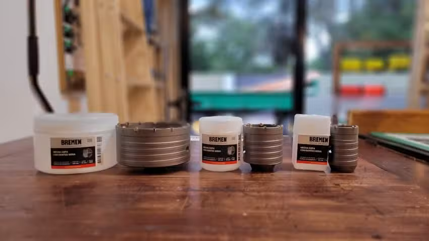 Ferreter&iacute;a UNIVERSAL