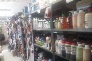 FERRETERIA Y ALMACEN DE LIMPIEZA MANOLO