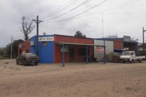 Ferreter&iacute;a y Corral&oacute;n Metal Negro