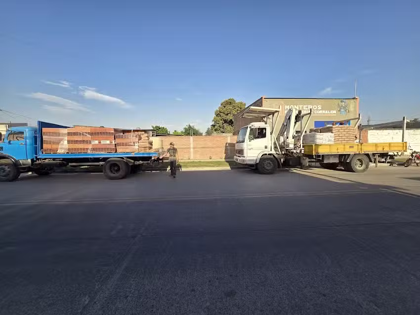 ferreter&iacute;a y corralon Montero ( 2 )