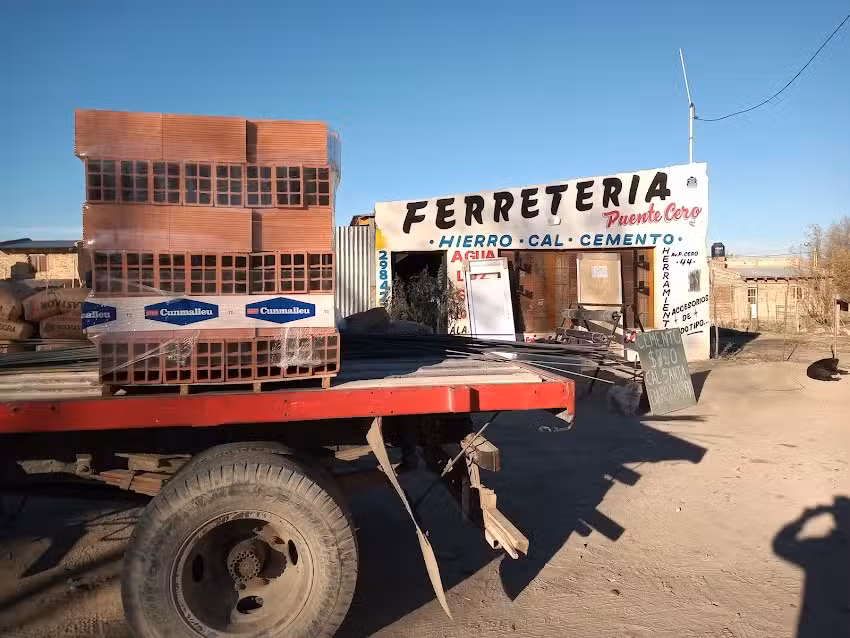 Ferreteria y Corralon &laquo;Puente Cero&raquo;