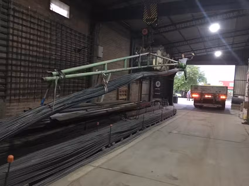 Ferreteria y corral&oacute;n USPALLATA