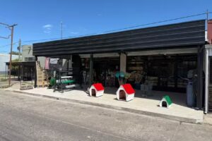 Ferretería y Forrajeria Don José