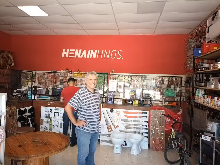Henain Hnos.