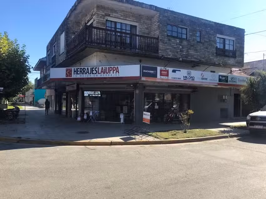 Herrajes Laiuppa