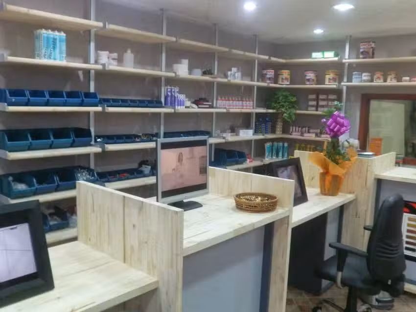 Herrajes San Mart&iacute;n Carlos Casares