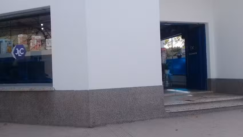 JLC ferretera y bulonera