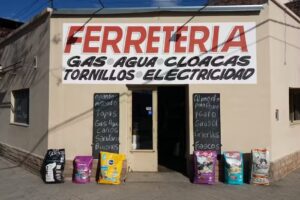 LA FERRETERIA