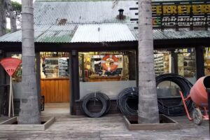 La Ferreter&iacute;a de Caril&oacute; (Minuto)