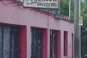 Las Malvinas – Corralón