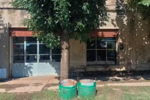 Torner&iacute;a y ferreteria De Le&oacute;n